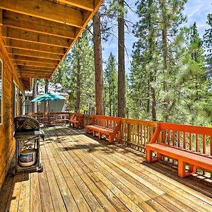 South Tahoe With Deck 4 Mi To Heavenly! Holiday home